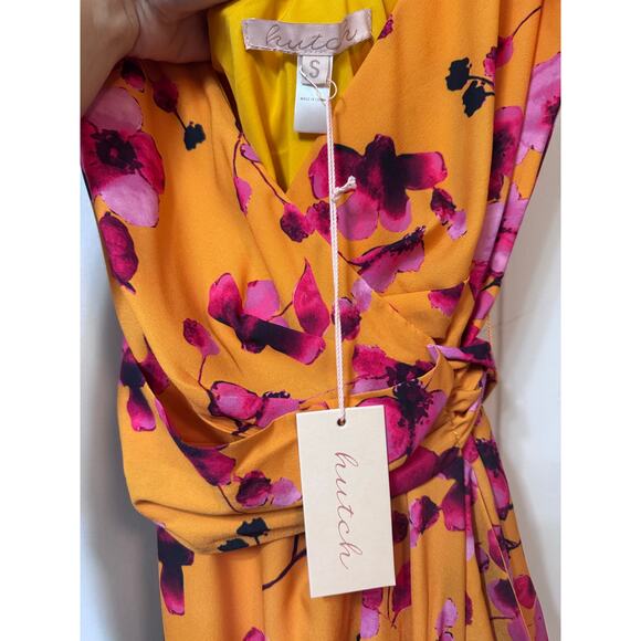 NWT Hutch Tansy Asymmetrical Floral V Neck Wrap Dress Size S - Picture 13 of 14